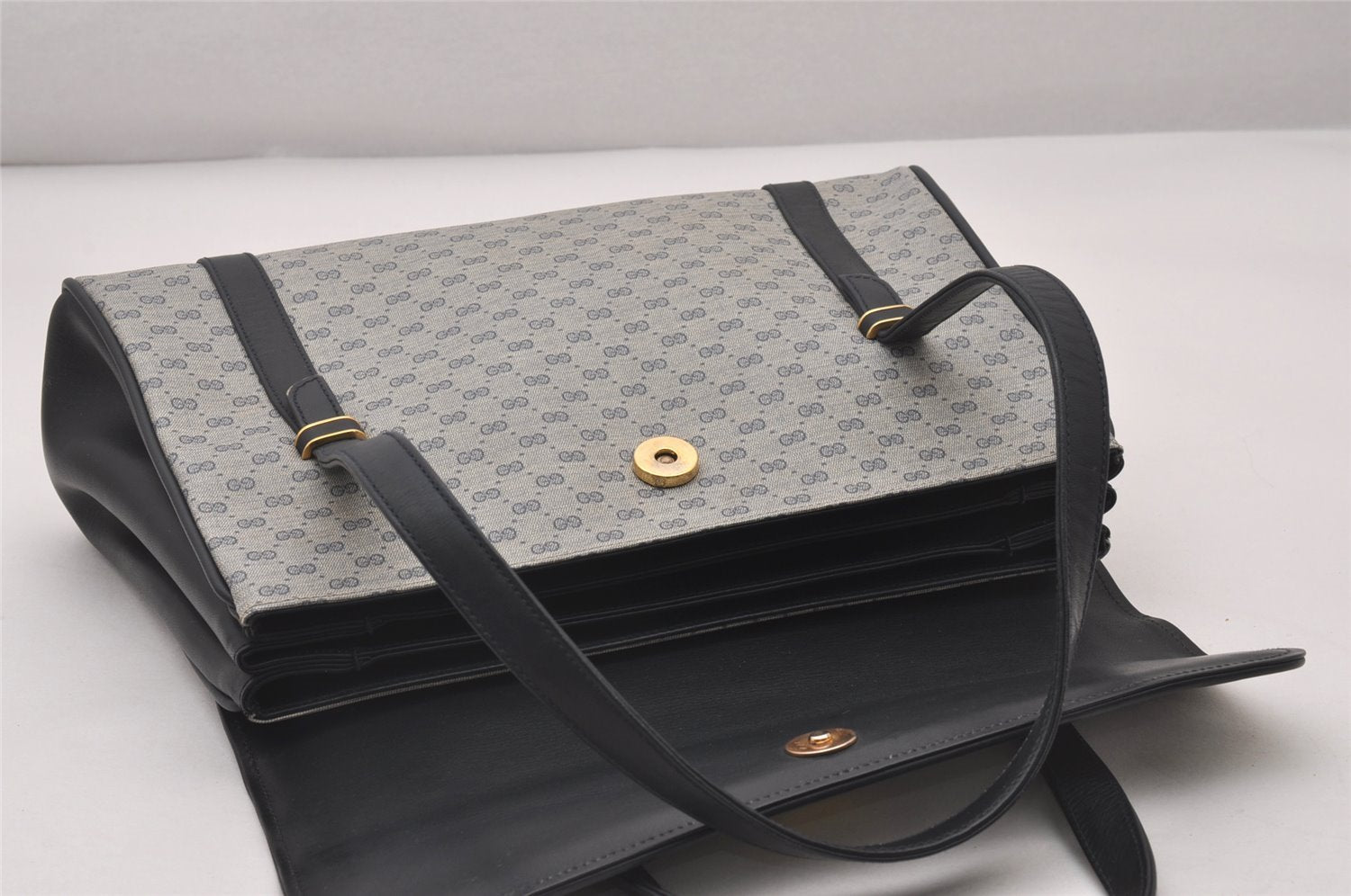 Authentic GUCCI Vintage Micro GG PVC Leather Hand Bag Purse Navy Blue 3543I