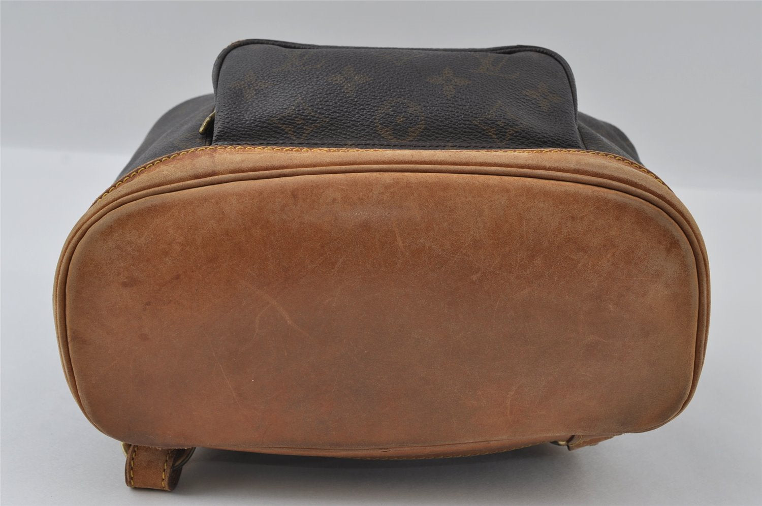 Authentic Louis Vuitton Monogram Montsouris MM Backpack M51136 LV 3549I