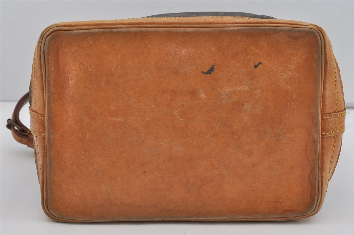 Authentic Louis Vuitton Monogram Noe Shoulder Drawstring Bag M42224 LV 3552I