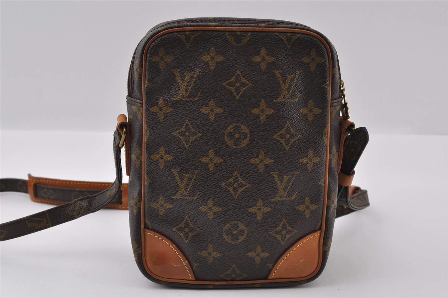 Authentic Louis Vuitton Monogram Amazone Shoulder Cross Body Bag M45236 LV 3553I