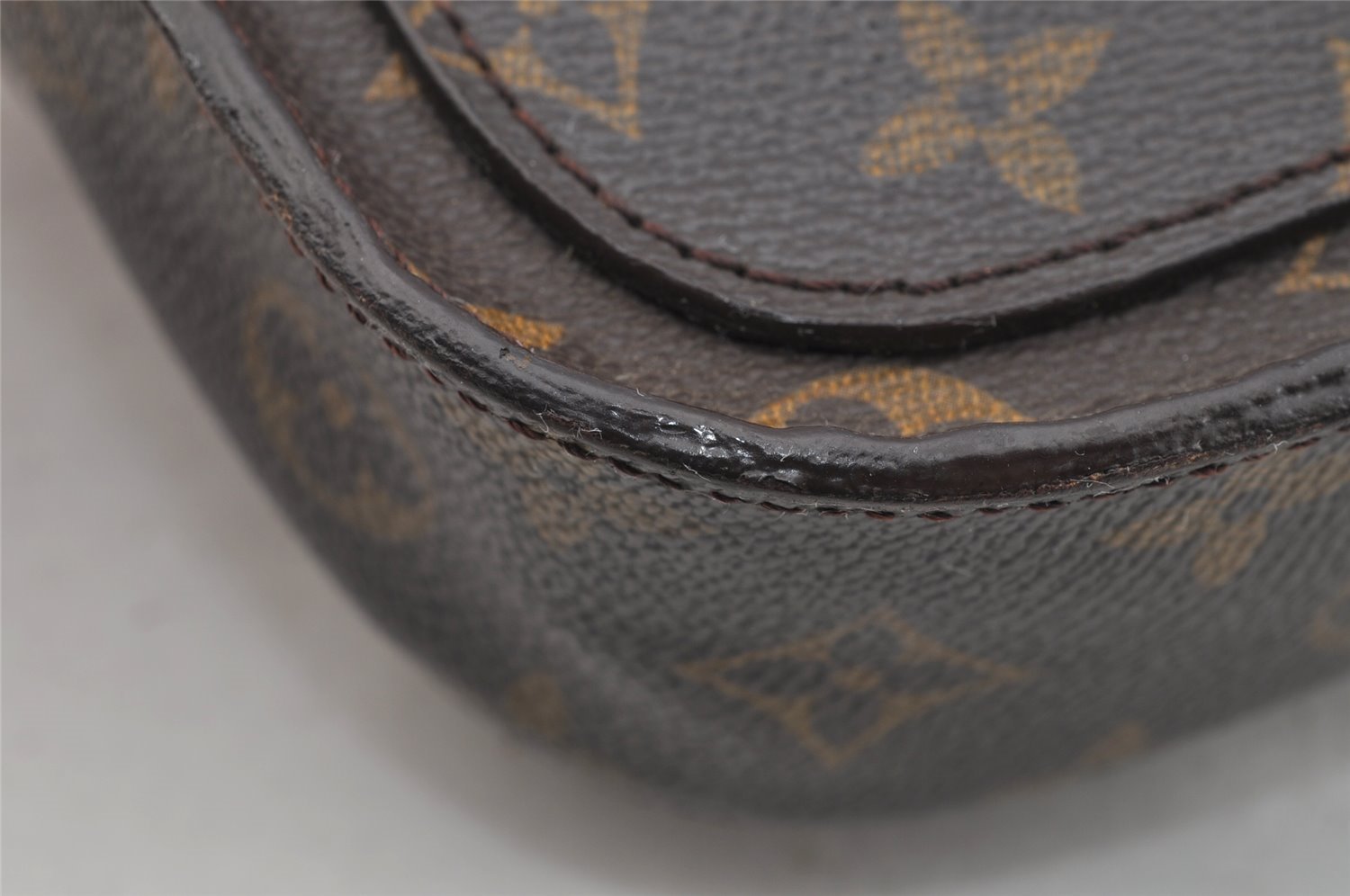 Authentic Louis Vuitton Monogram Saint Cloud MM M51243 Shoulder Cross Bag 3554I