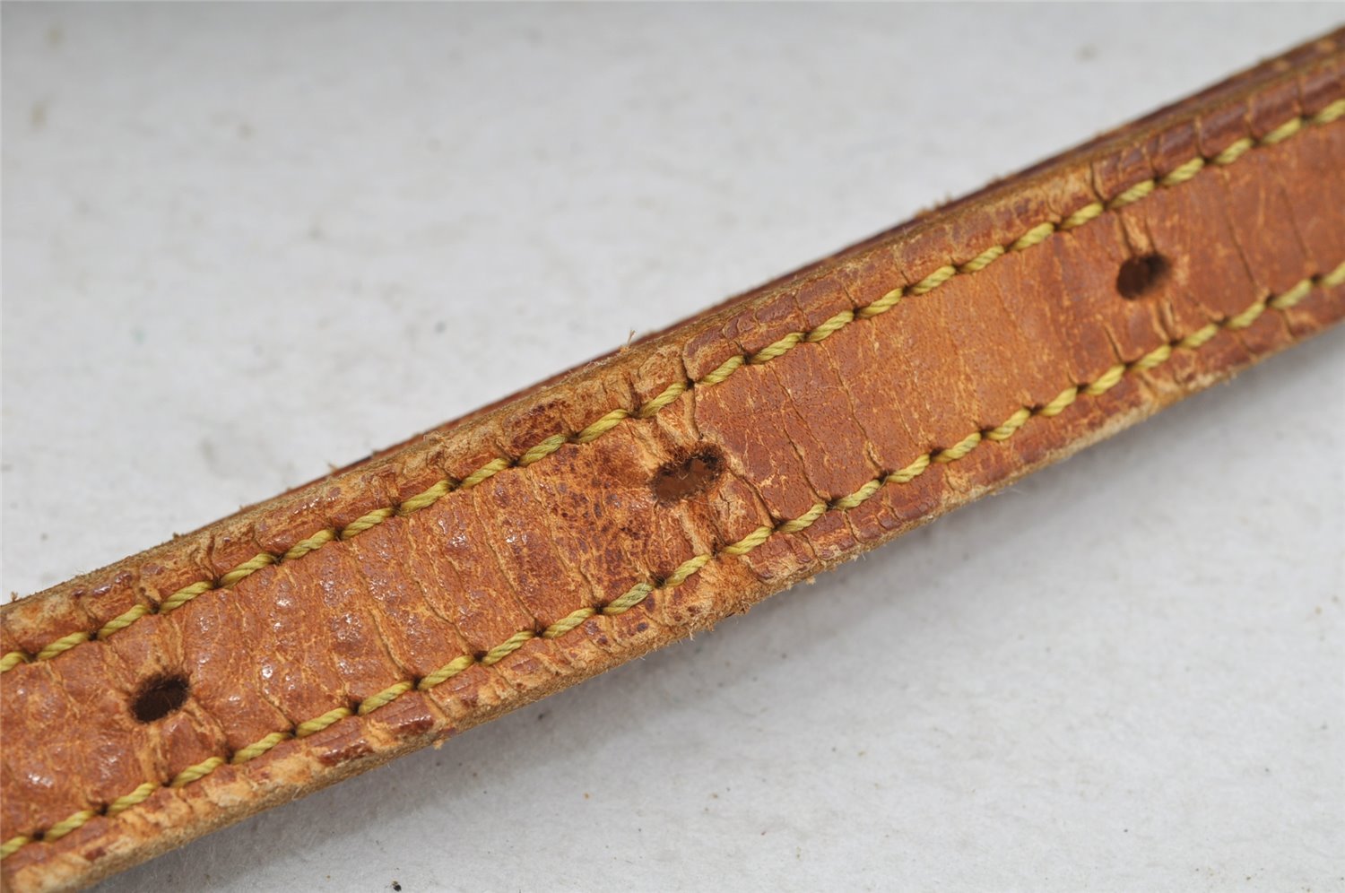 Authentic Louis Vuitton Monogram Saint Cloud MM M51243 Shoulder Cross Bag 3554I