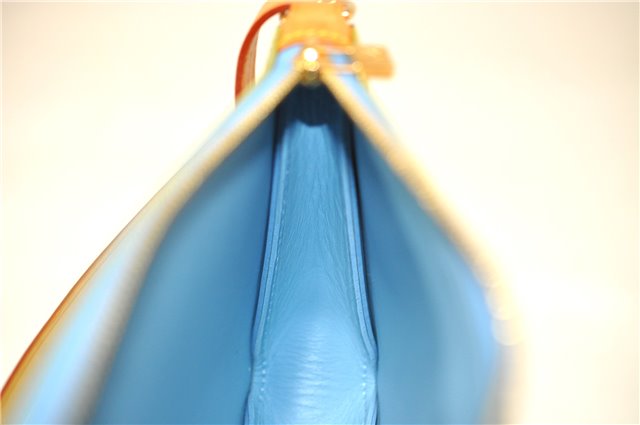 Auth Louis Vuitton Vernis Lexington Hand Bag Pouch Light Green M91011 LV 3571E