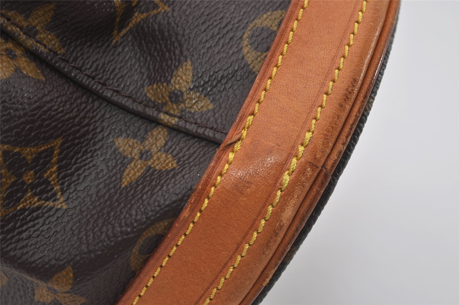 Authentic Louis Vuitton Monogram Bucket GM Shoulder Tote Bag M42236 Junk 3574I