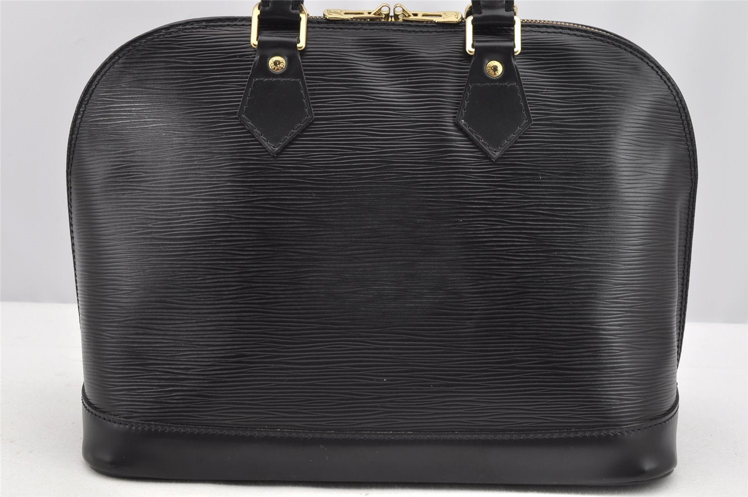 Authentic Louis Vuitton Epi Alma PM Hand Bag Black M40302 LV 3575I