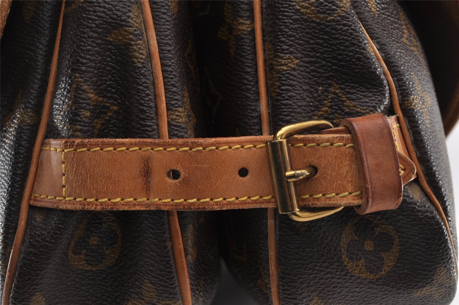 Authentic Louis Vuitton Monogram Saumur 30 Shoulder Cross Bag M42256 LV 3579I