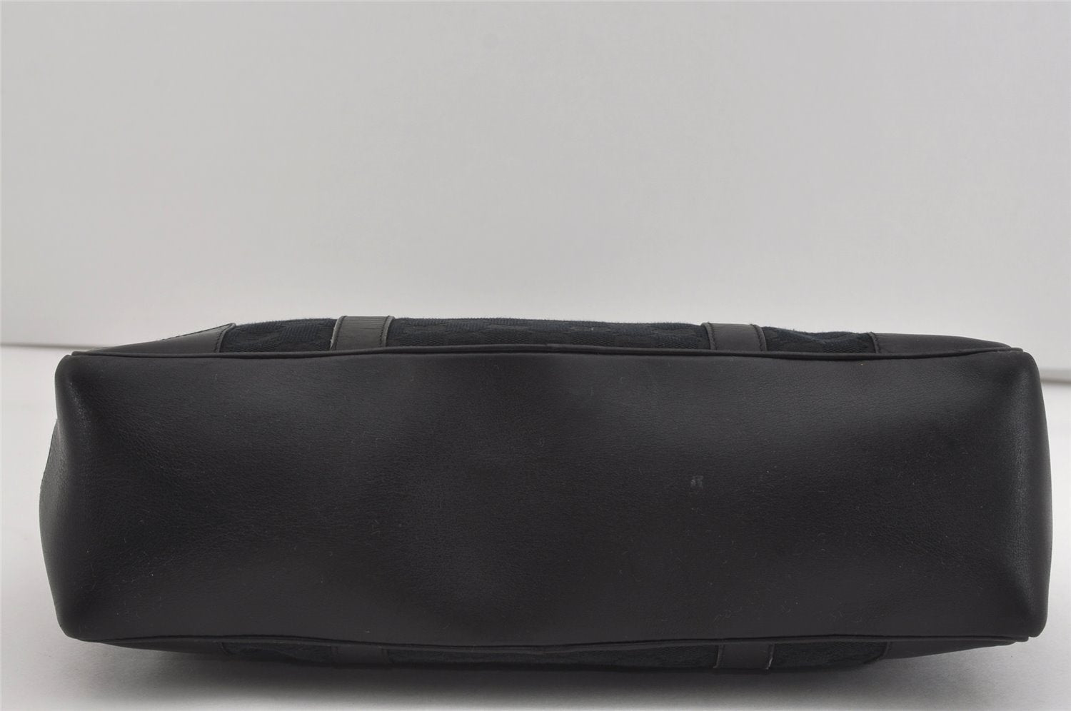 Authentic GUCCI Vintage Shoulder Hand Bag GG Canvas Leather Black 3592I