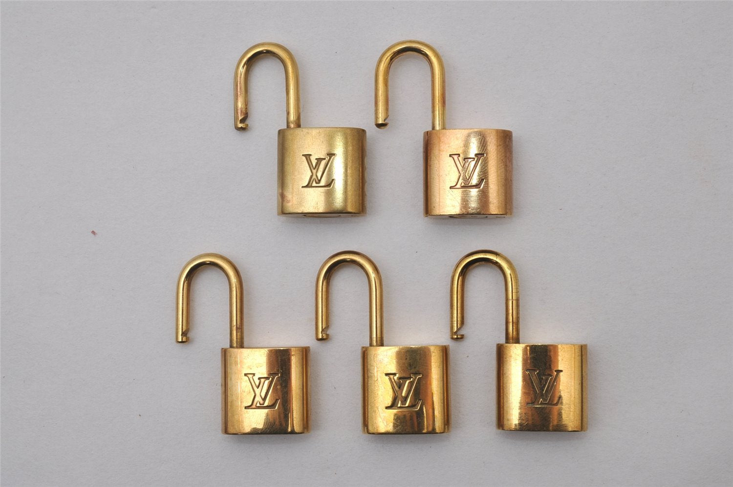 Authentic Louis Vuitton Padlock Gold 10Set LV 3597I