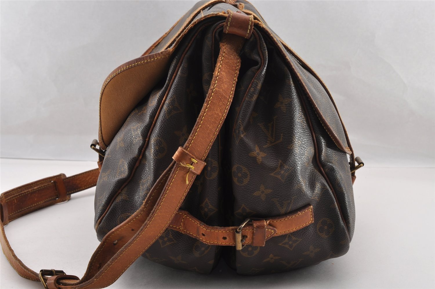Authentic Louis Vuitton Monogram Saumur 35 Shoulder Cross Bag M42254 LV 3602I