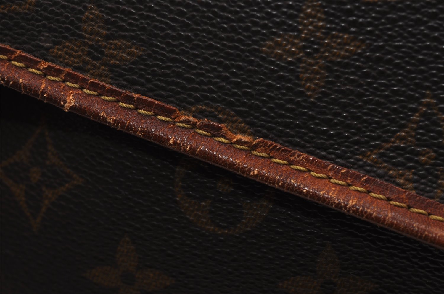 Authentic Louis Vuitton Monogram Saumur 35 Shoulder Cross Bag M42254 LV 3602I