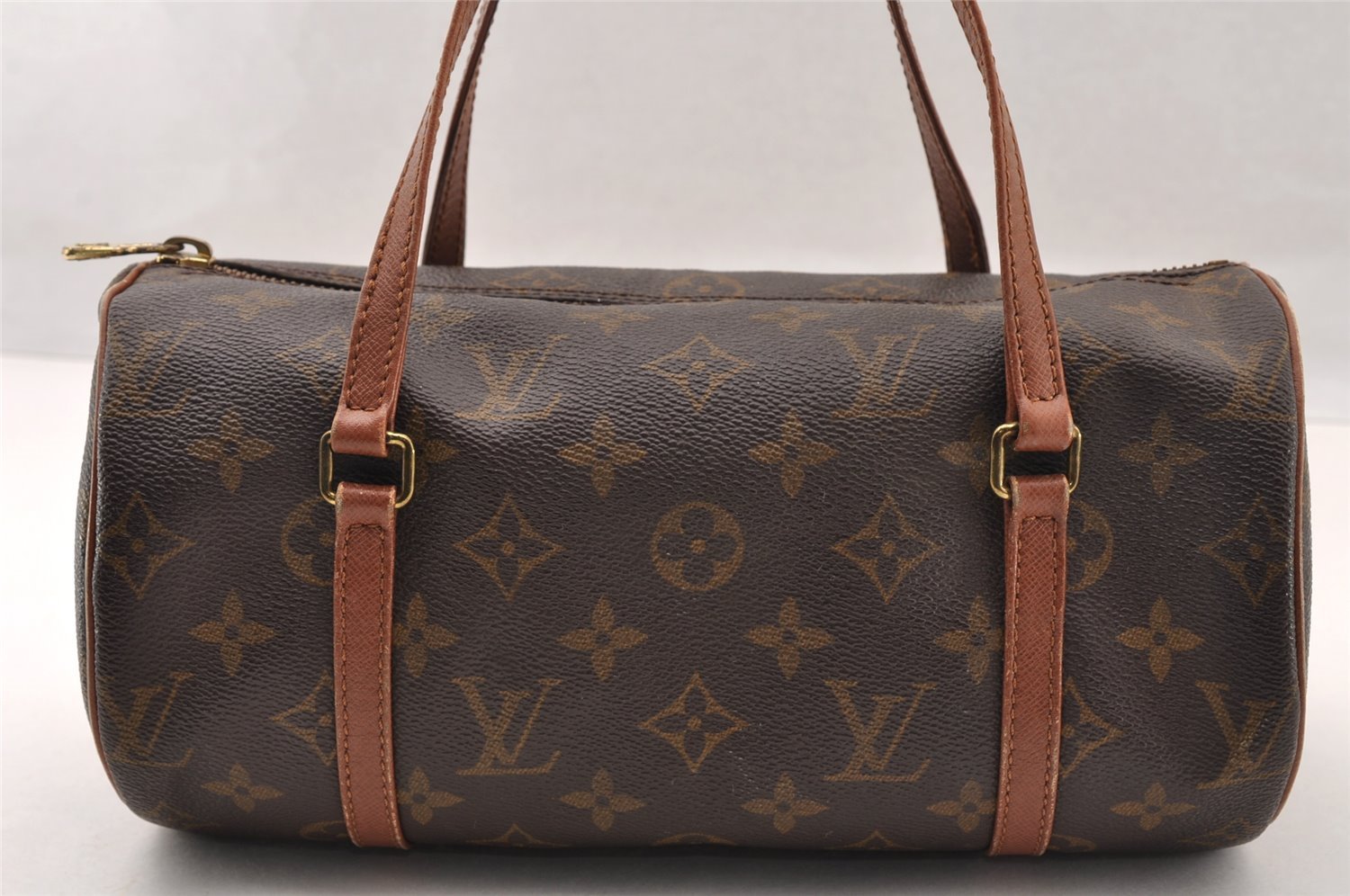Authentic Louis Vuitton Monogram Papillon 26 Hand Bag Old Model LV 3609I