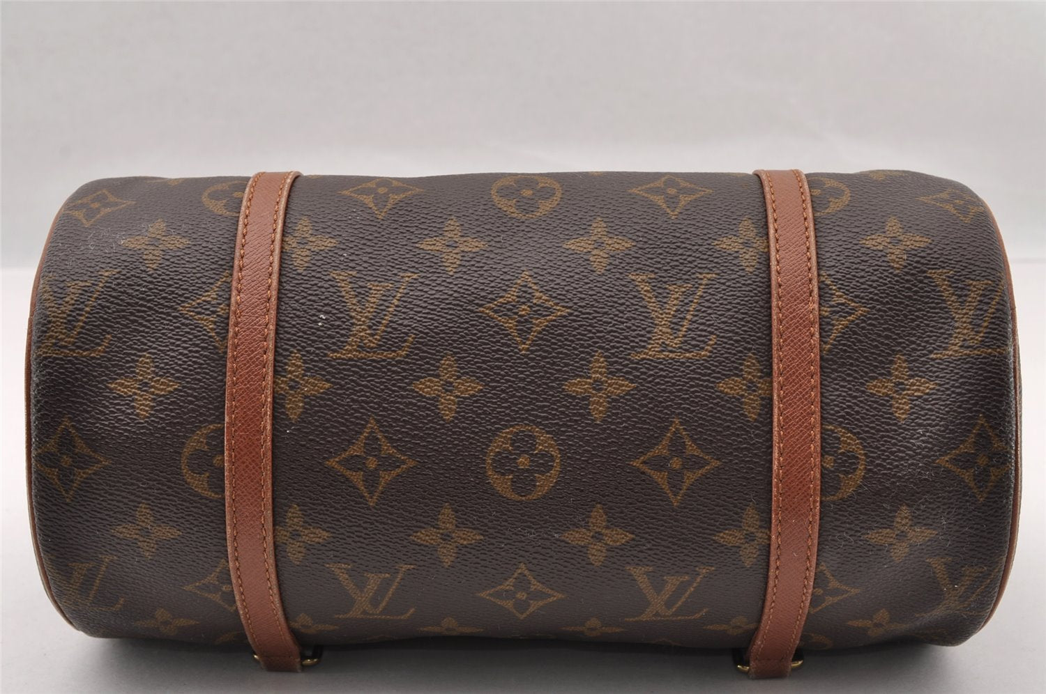 Authentic Louis Vuitton Monogram Papillon 26 Hand Bag Old Model LV 3609I