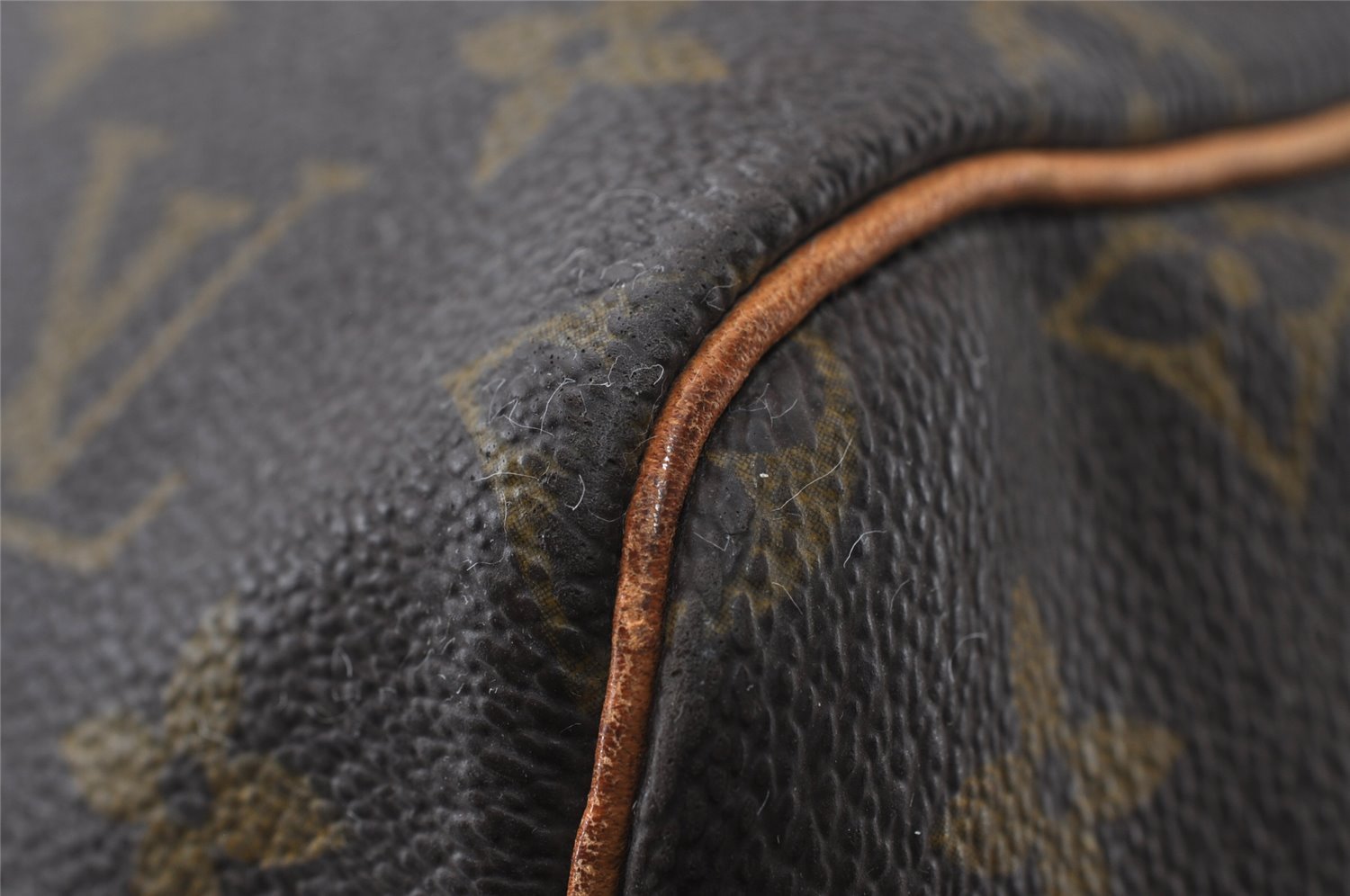 Authentic Louis Vuitton Monogram Keepall 55 Travel Boston Bag M41424 LV 3612I