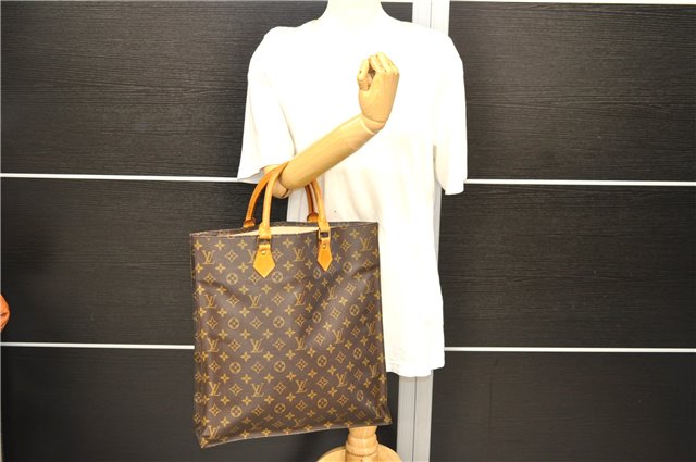 Authentic LOUIS VUITTON Monogram Sac Plat Hand Bag Purse M51140 LV 3614C