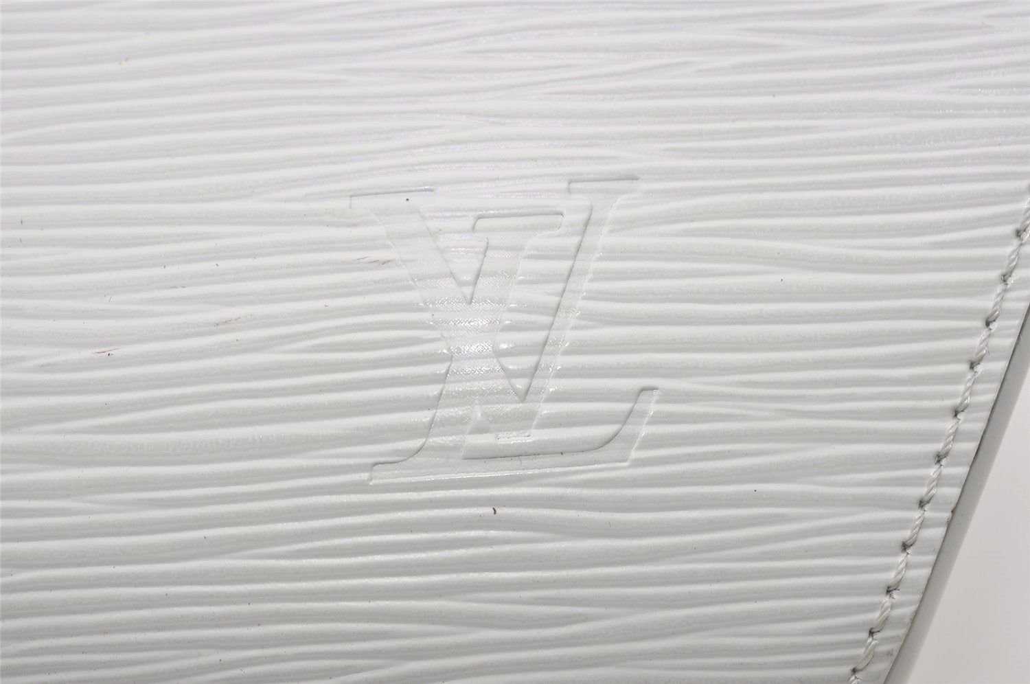 Authentic Louis Vuitton Epi Saint Jacques Shoulder Bag White M50045 LV 3615I