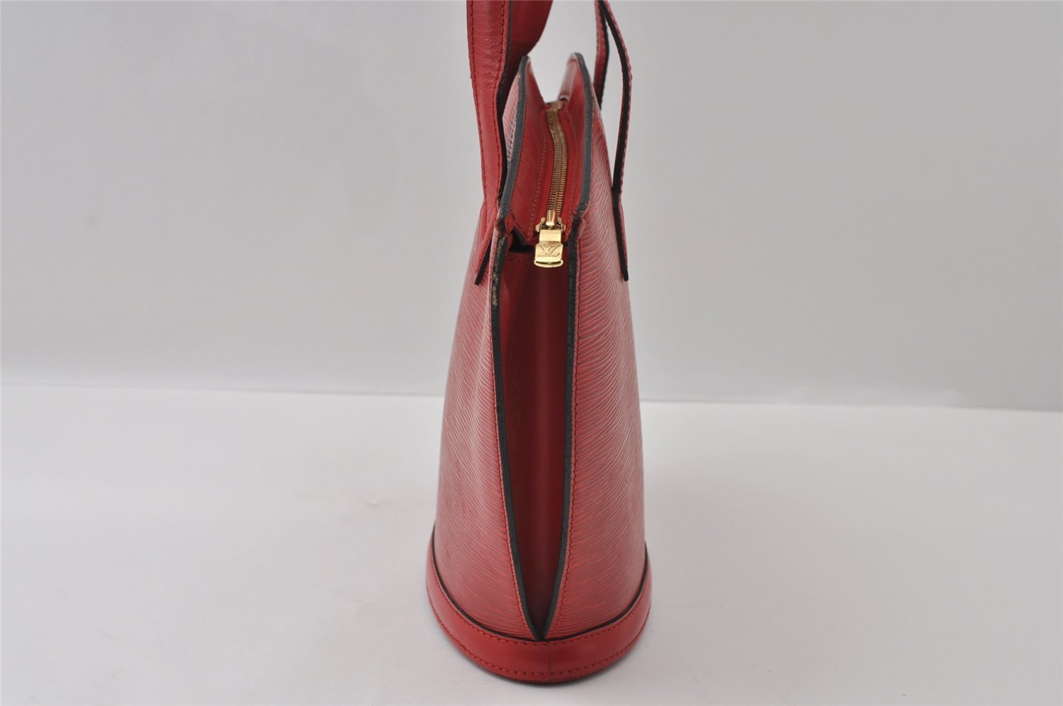 Authentic Louis Vuitton Epi Saint Jacques Hand Bag Red M52277 LV 3619I