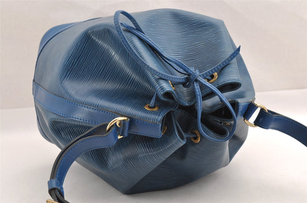 Authentic Louis Vuitton Epi Noe Shoulder Drawstring Bag Blue M44005 LV 3622I