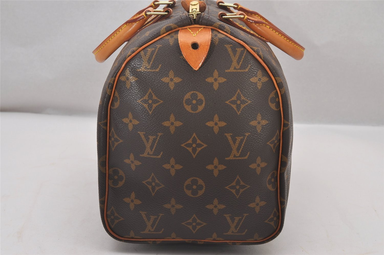 Authentic Louis Vuitton Monogram Speedy 30 Hand Boston Bag M41526 LV 3627I