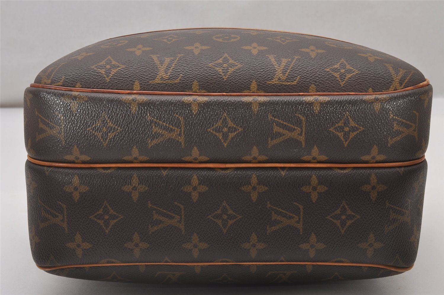 Authentic Louis Vuitton Monogram Reporter PM Shoulder Cross Bag M45254 LV 3628I