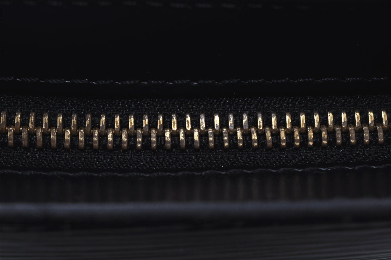 Authentic Louis Vuitton Epi Saint Jacques Hand Bag Black M52272 LV 3631I