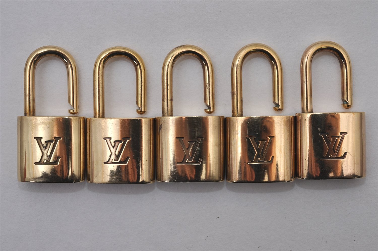 Authentic Louis Vuitton Padlock Gold 10Set LV 3643I