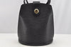 Authentic Louis Vuitton Epi Cluny Shoulder Bag Purse Black M52252 LV 3646I