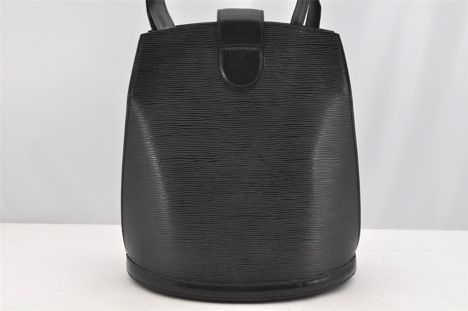 Authentic Louis Vuitton Epi Cluny Shoulder Bag Purse Black M52252 LV 3646I