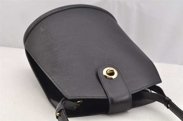 Authentic Louis Vuitton Epi Cluny Shoulder Bag Purse Black M52252 LV 3646I