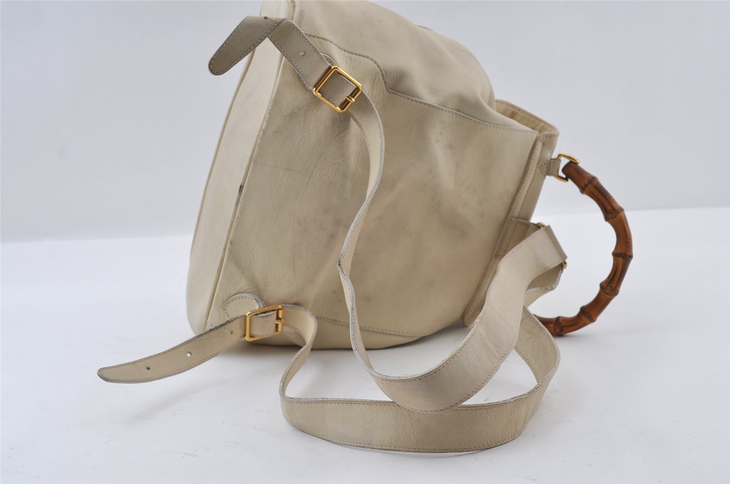 Authentic GUCCI Bamboo Drawstring Backpack Leather White 3647I