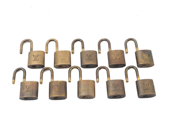 Authentic LOUIS VUITTON Padlock Gold 10Set LV 3669C