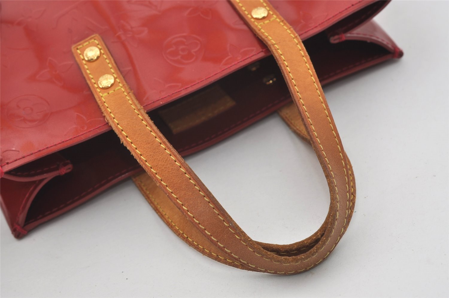 Authentic Louis Vuitton Vernis Reade PM Hand Bag Red M91088 LV 3681I