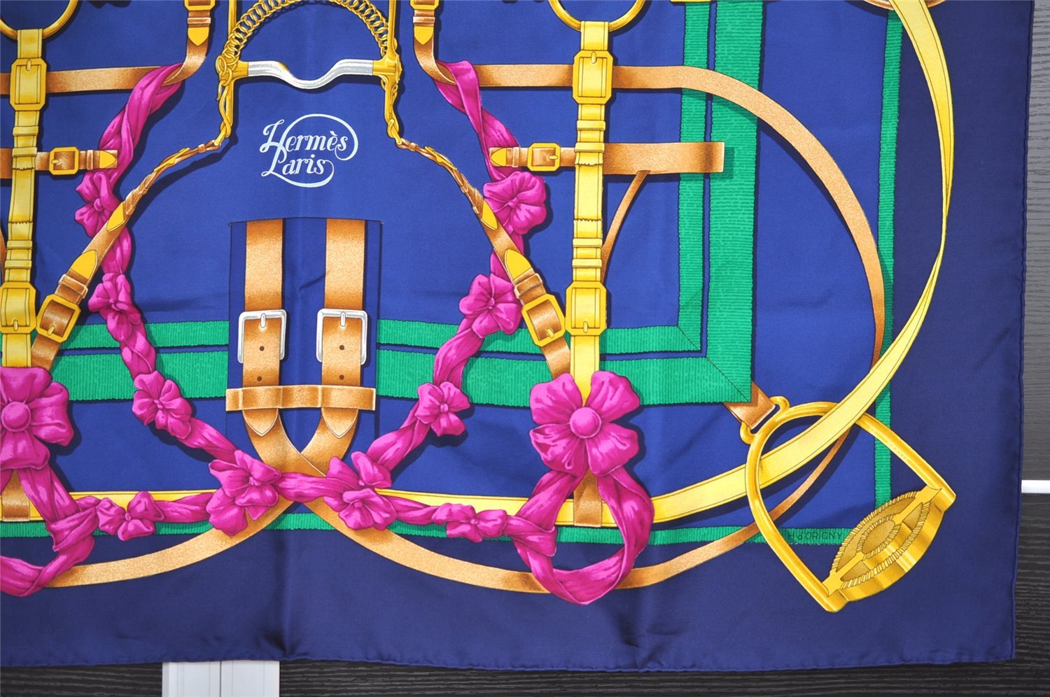 Authentic HERMES Carre 90 Scarf 