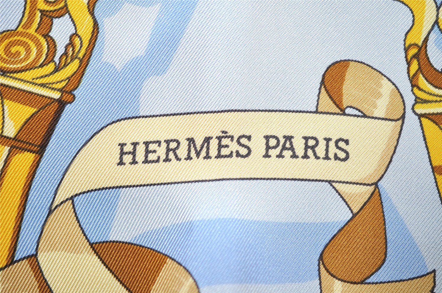 Authentic HERMES Carre 90 Scarf 