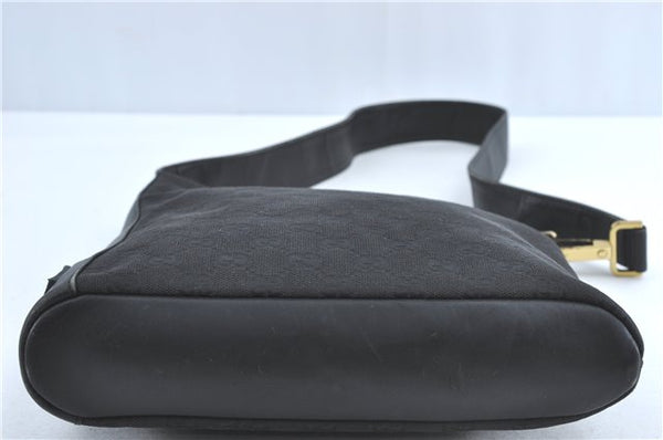 Authentic GUCCI Shoulder Cross Bag Purse GG Canvas Leather 91761 Black 3778C