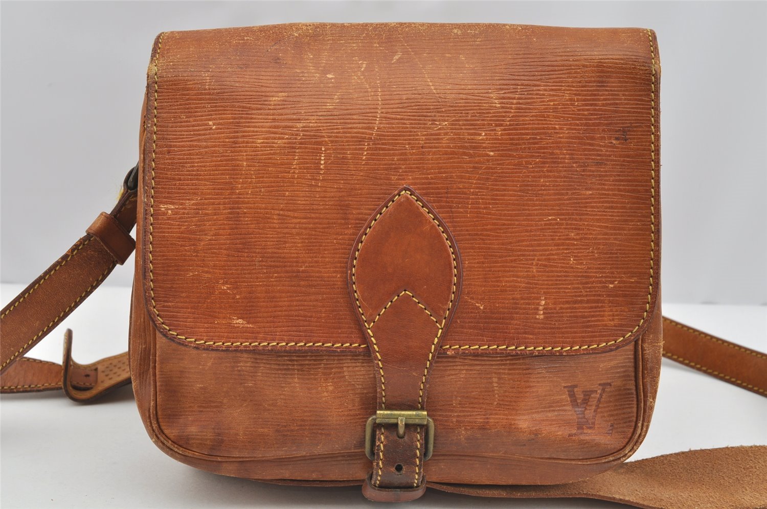 Authentic Louis Vuitton Epi Cartouchiere MM Shoulder Bag Beige M52246 Junk 3796I