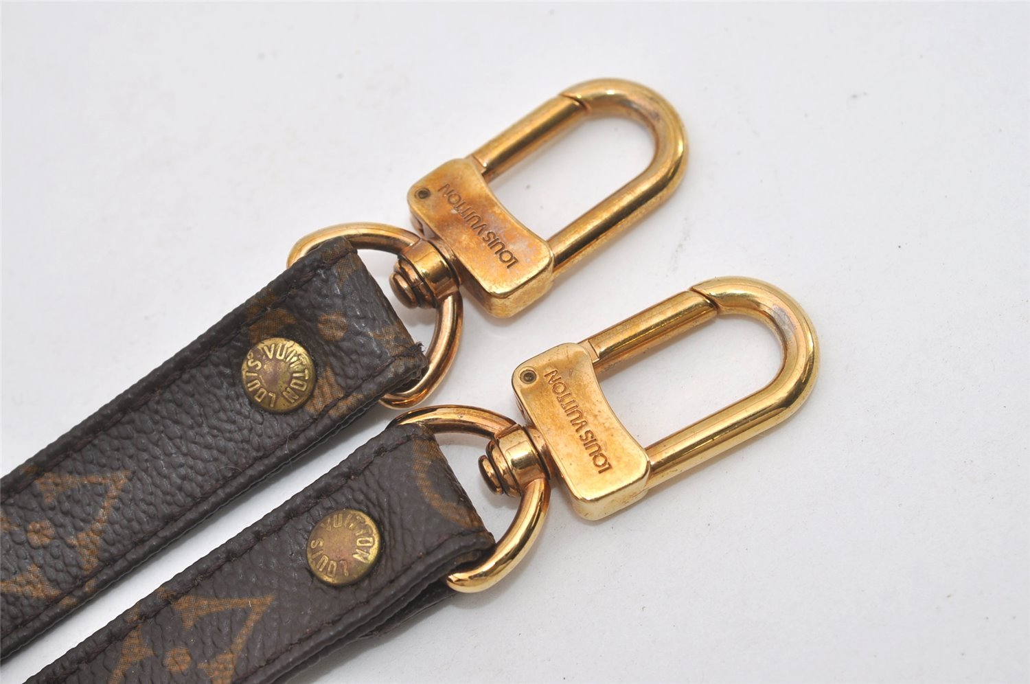 Authentic Louis Vuitton Monogram Shoulder Strap 46.9