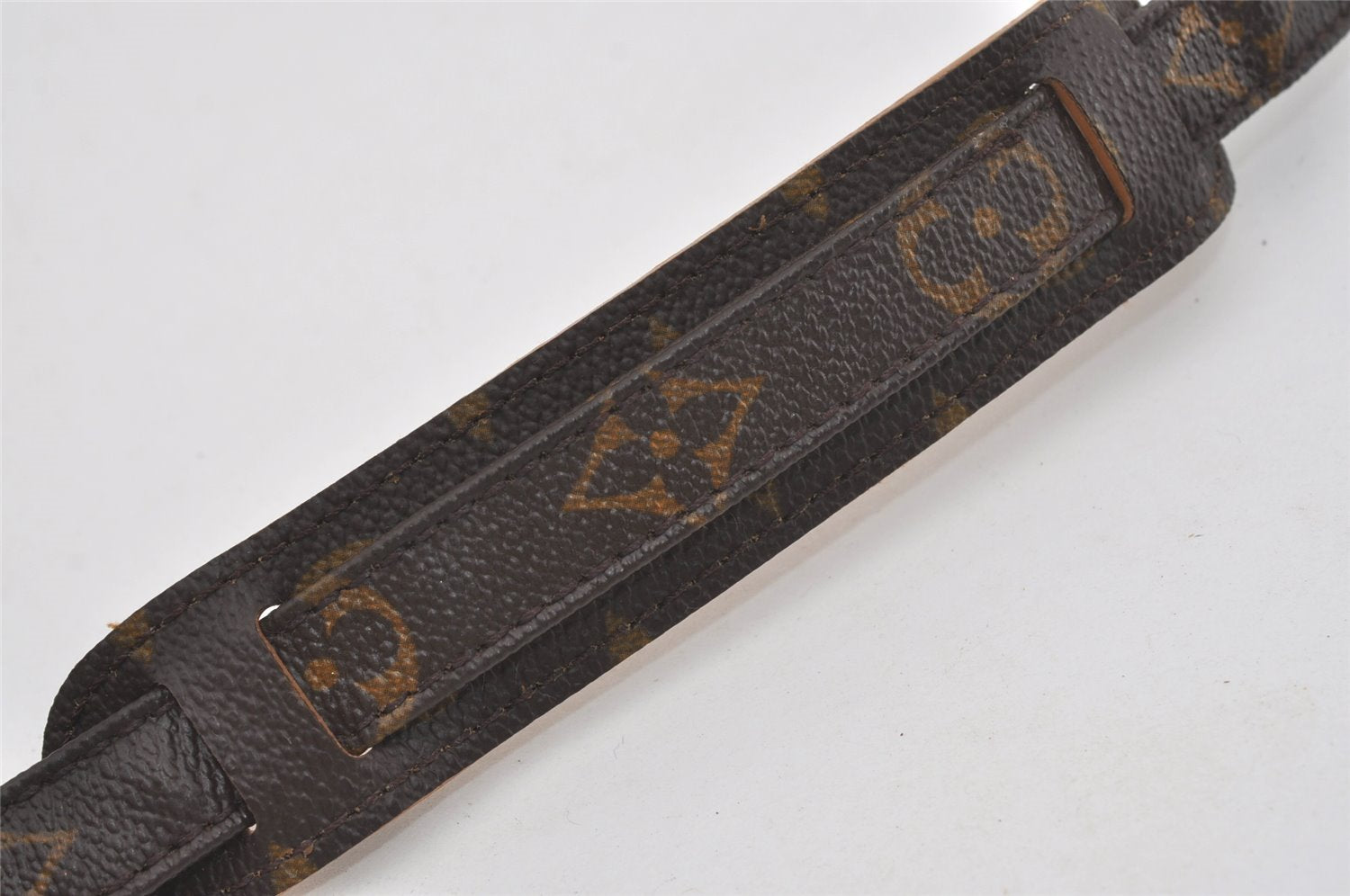 Authentic Louis Vuitton Monogram Shoulder Strap 46.9