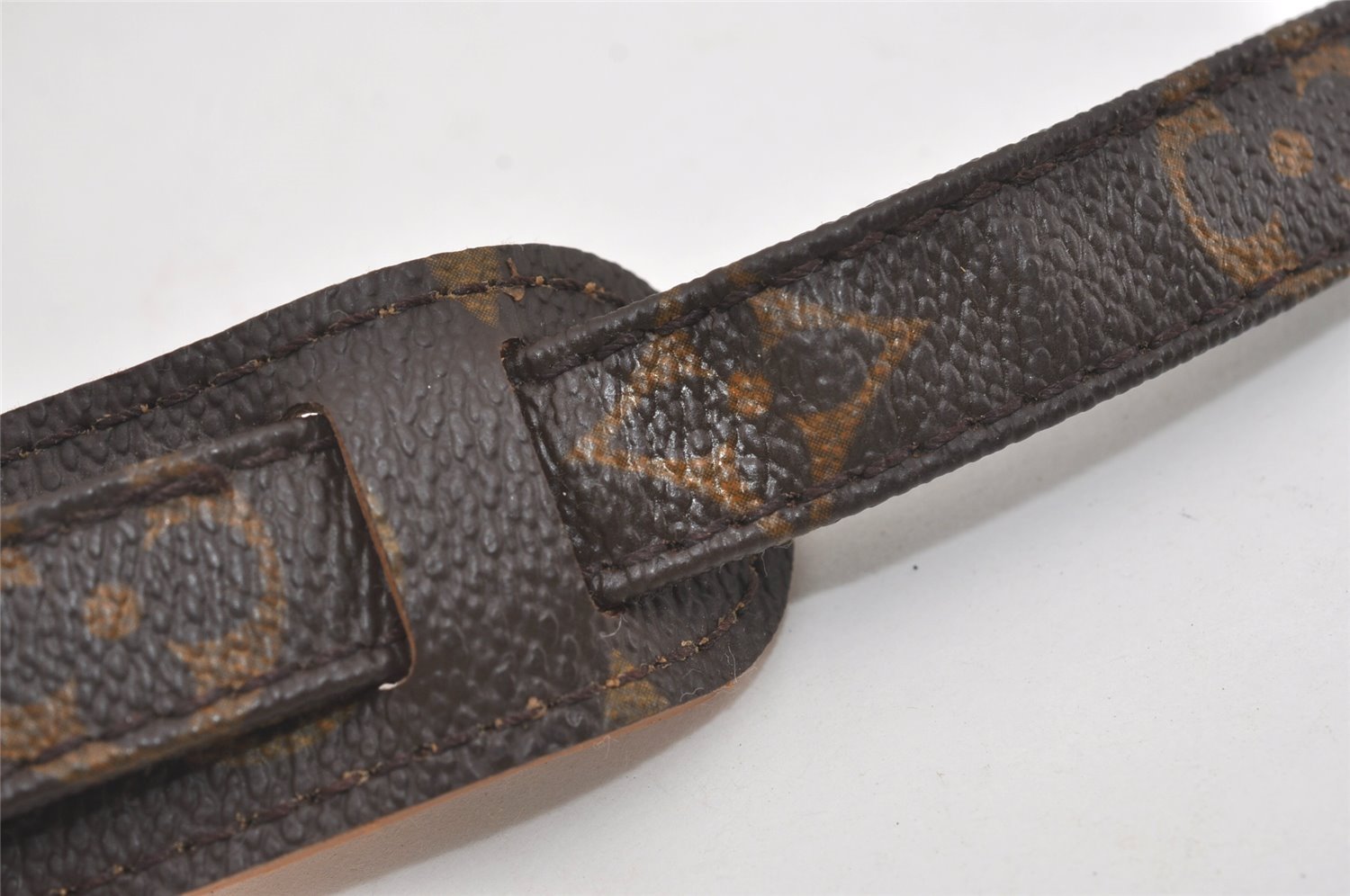 Authentic Louis Vuitton Monogram Shoulder Strap 46.9