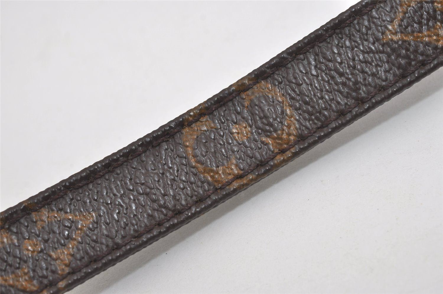 Authentic Louis Vuitton Monogram Shoulder Strap 46.9