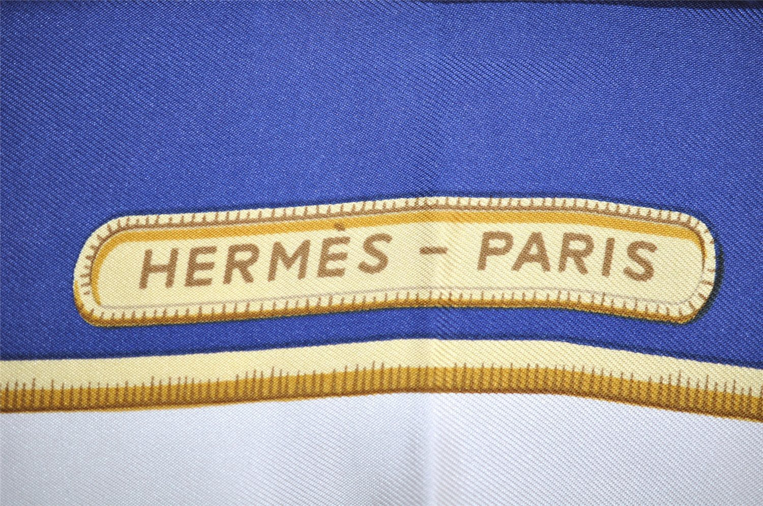 Authentic HERMES Carre 90 Scarf 