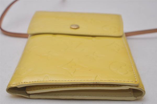 Authentic Louis Vuitton Vernis Walker Shoulder Cross Wallet M91072 Yellow 3842I