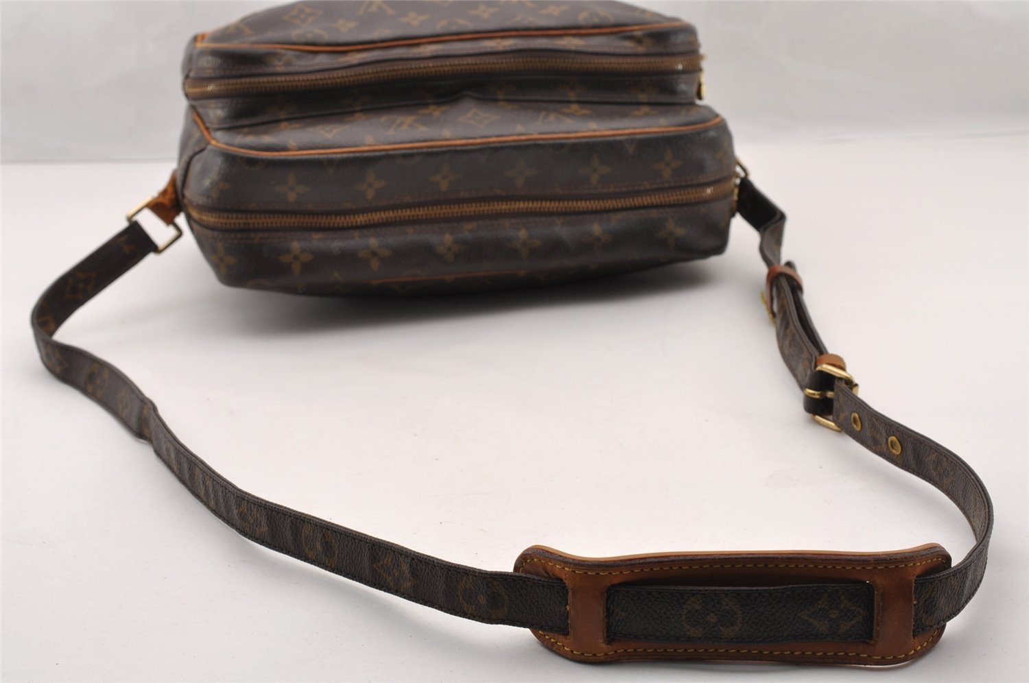 Authentic Louis Vuitton Monogram Nile Shoulder Cross Body Bag M45244 Junk 3843I