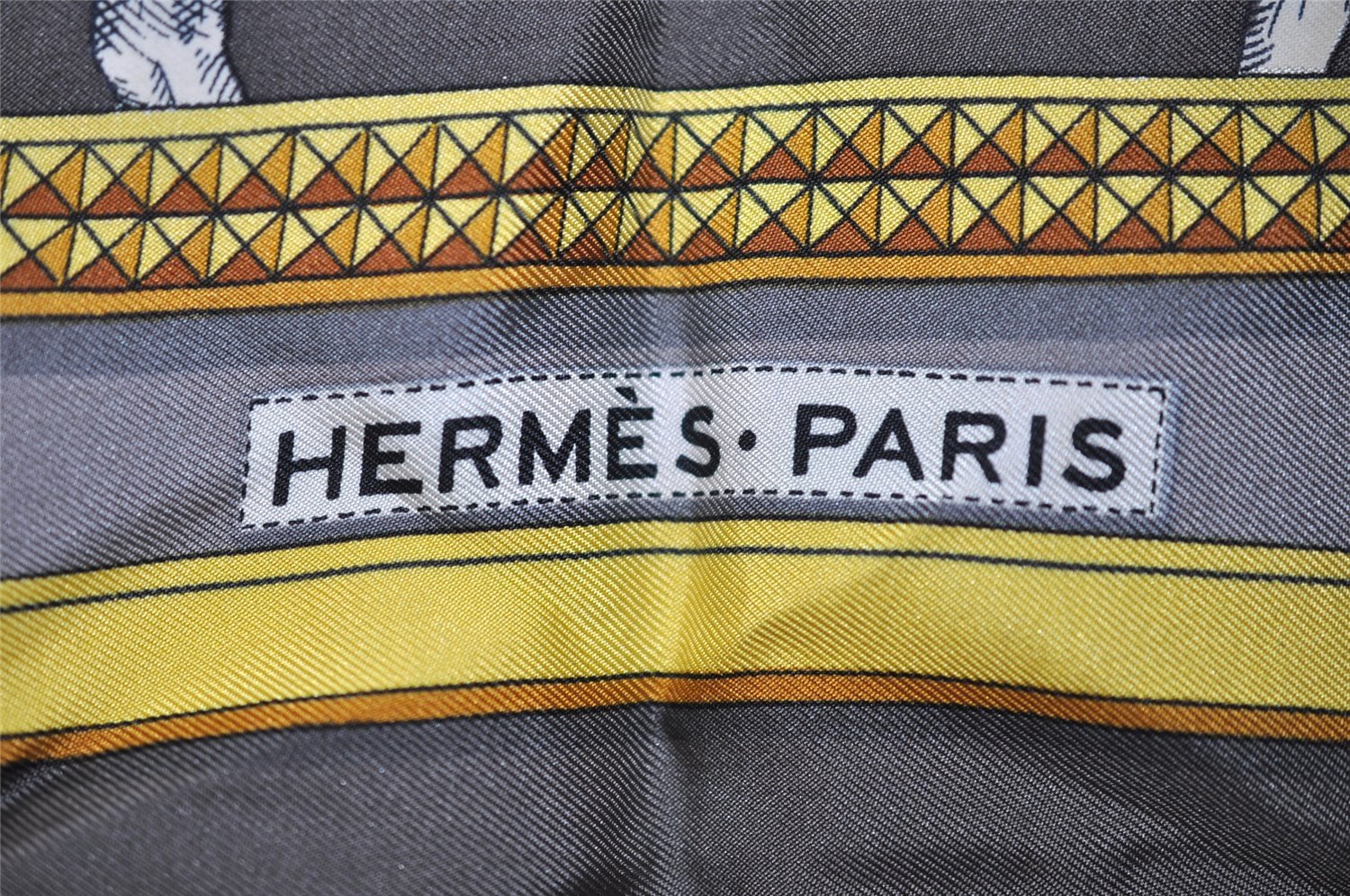 Authentic HERMES Carre 90 Scarf 