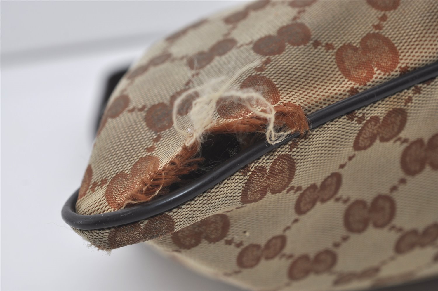 Authentic GUCCI Shoulder Cross Body Bag GG Canvas Leather 132907 Brown 3856I