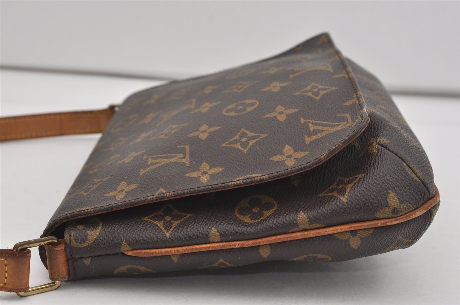 Authentic Louis Vuitton Monogram Musette Tango Shoulder Bag M51257 LV 3861I