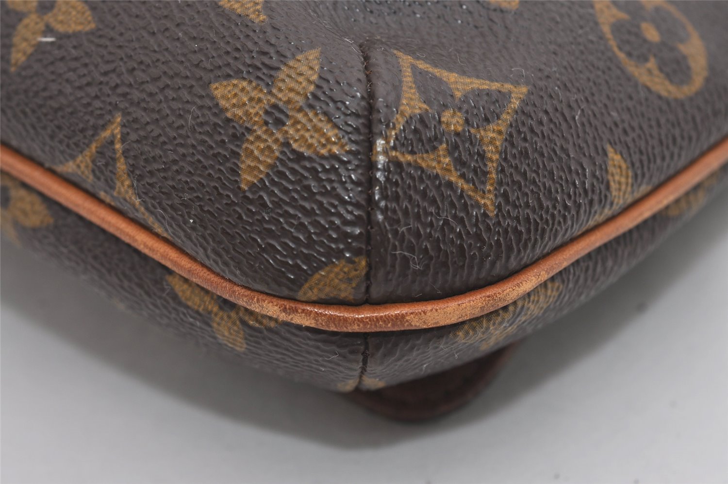 Authentic Louis Vuitton Monogram Musette Tango Shoulder Bag M51257 LV 3861I