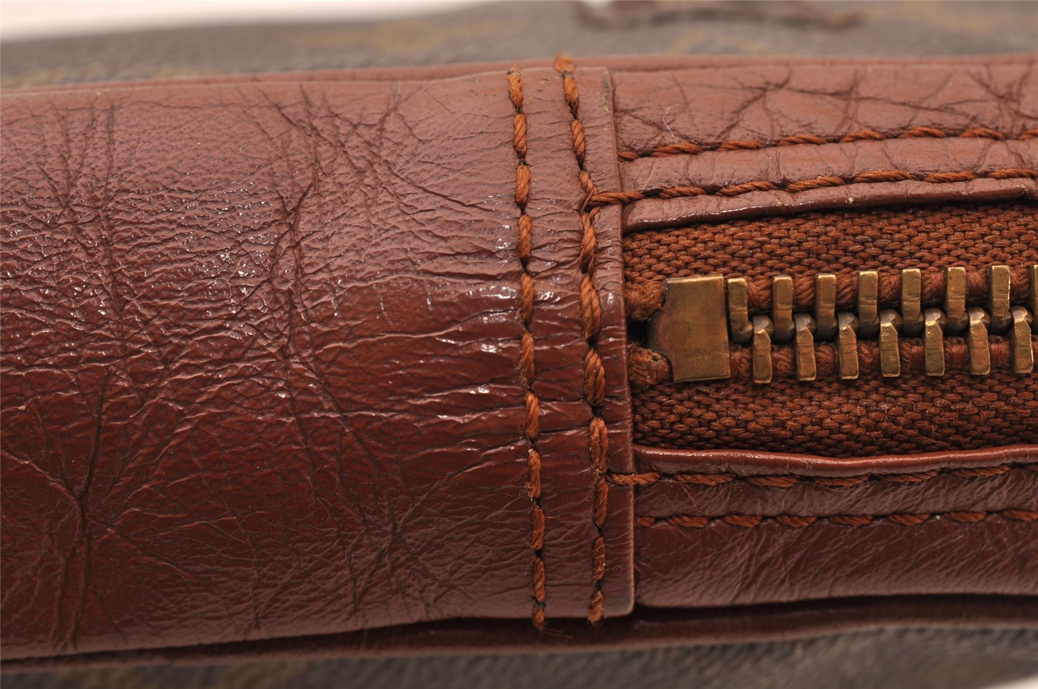 Authentic Louis Vuitton Monogram Pochette Sport Clutch Hand Bag Old Model 3865I