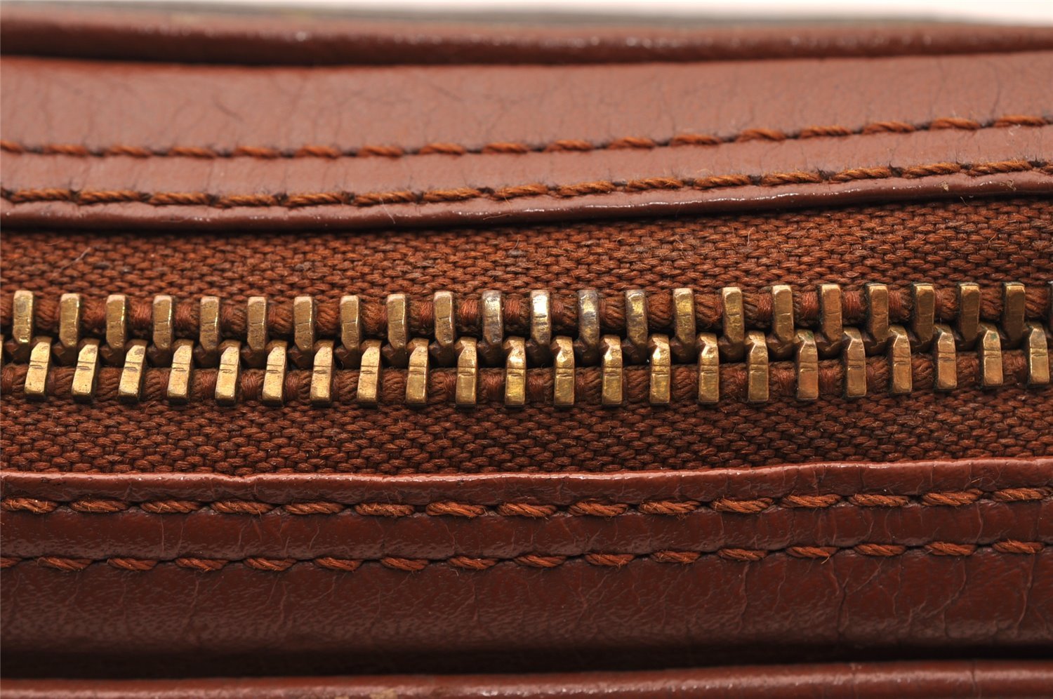 Authentic Louis Vuitton Monogram Pochette Sport Clutch Hand Bag Old Model 3865I