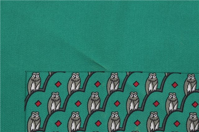 Authentic HERMES Petit Carre 40 Scarf Handkerchief Owl Motif Silk Green 3871E