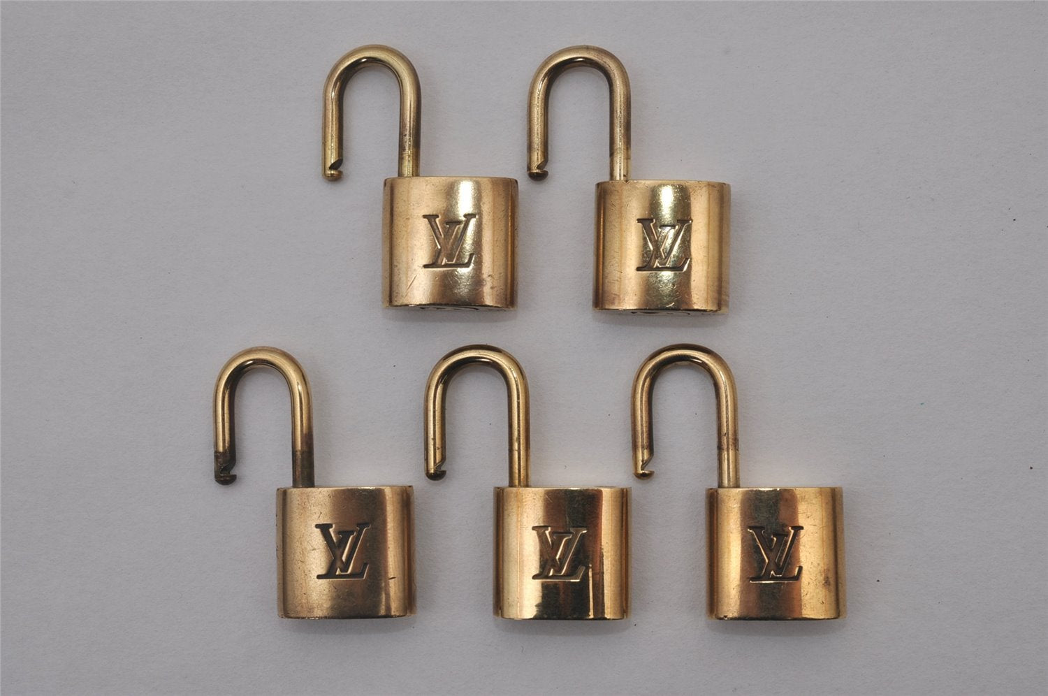 Authentic Louis Vuitton Padlock Gold 10Set LV 3894I